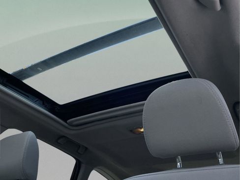 Used 2016 Subaru Forester 2.5i Premium image 31