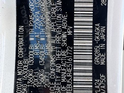 Used 2014 Toyota 4Runner Limited image 31