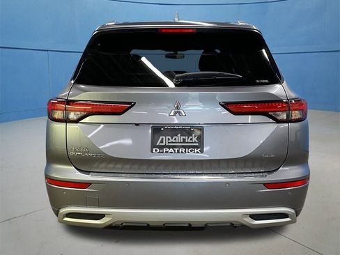 Used 2023 Mitsubishi Outlander SEL image 10