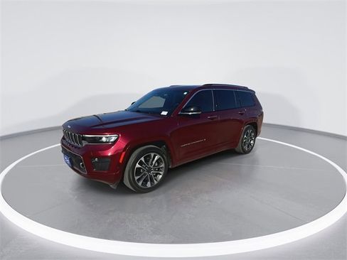 Used 2023 Jeep Grand Cherokee L Overland image 5