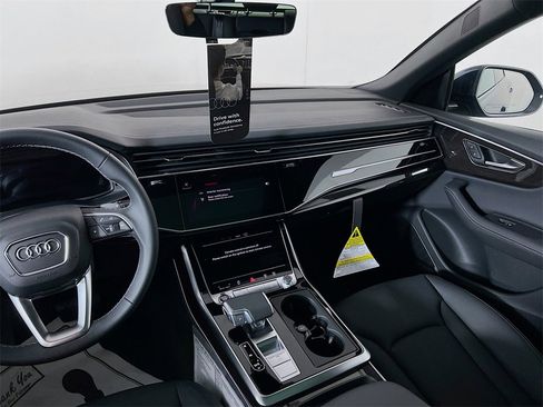 New 2026 Audi Q8 Premium Plus image 25