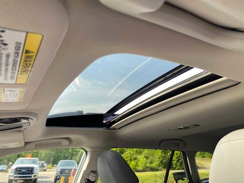 Used 2022 Subaru Outback Limited w/ Popular Package #2 image 27