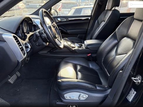 Used 2017 Porsche Cayenne S image 4