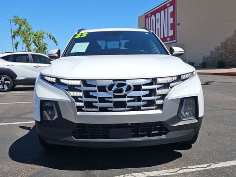 Used 2023 Hyundai Santa Cruz SEL Premium AWD/4WD image 2