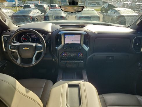 Used 2020 Chevrolet Silverado 1500 LTZ w/ LTZ Plus Package image 16