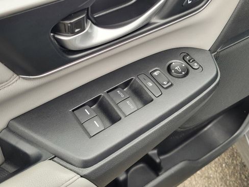 Used 2020 Honda CR-V EX-L image 18