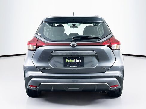 Used 2024 Nissan Kicks SR image 7
