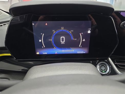 Certified 2024 Chevrolet Trax ACTIV w/ Sunroof Package image 19