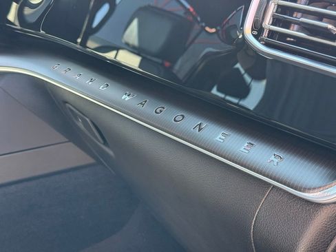 New 2026 Jeep Grand Wagoneer Summit w/ Premium Group III AWD/4WD image 49