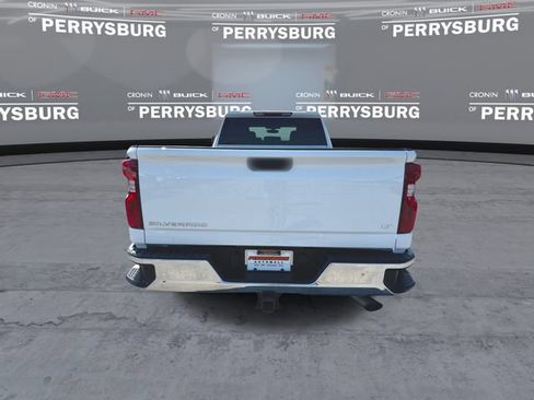 Used 2023 Chevrolet Silverado 2500 LT w/ Convenience Package AWD/4WD image 7