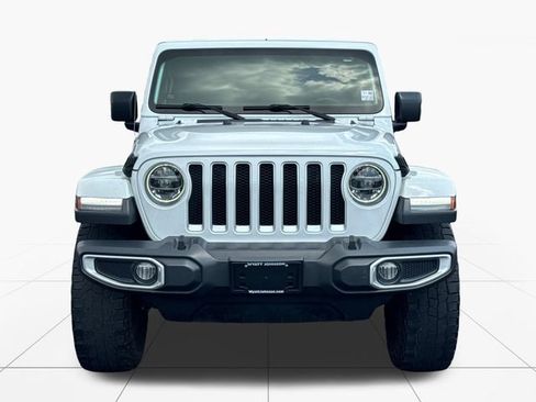 Used 2020 Jeep Wrangler Unlimited Sahara AWD/4WD image 9