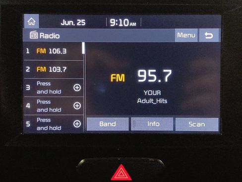 Used 2020 Kia Soul LX FWD image 25