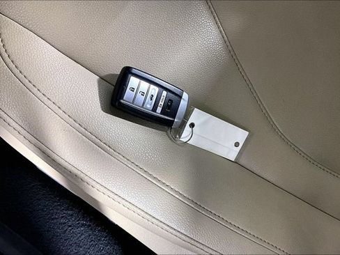 Used 2021 Acura TLX FWD image 10