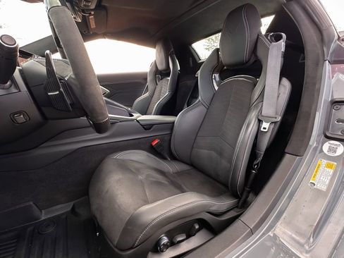 Used 2025 Chevrolet Corvette Z06 image 6