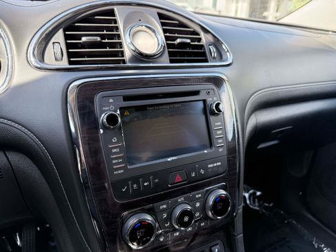 Used 2017 Buick Enclave Leather w/ Enclave Sport Touring Edition FWD image 20