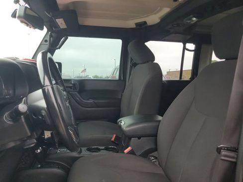 Used 2018 Jeep Wrangler Unlimited Sport S AWD/4WD image 10