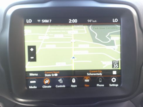 Used 2022 Jeep Renegade Altitude w/ Convenience Group AWD/4WD image 23