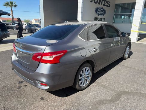 Used 2018 Nissan Sentra SV FWD image 5