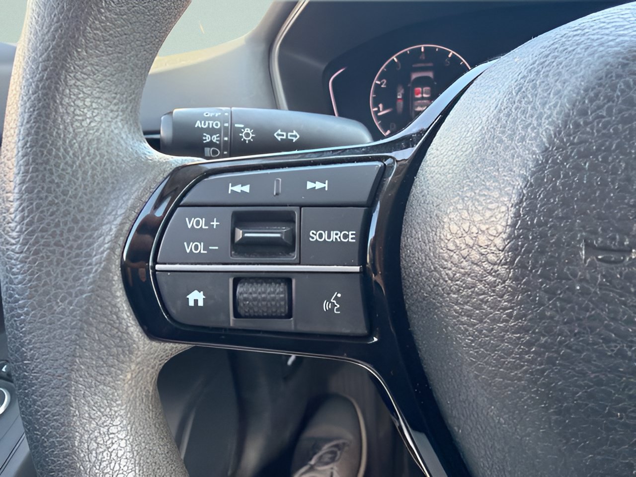 Used 2023 Honda Civic LX image 18