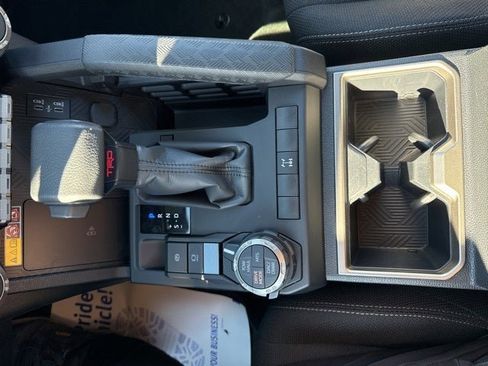 Certified 2025 Toyota 4Runner TRD Off-Road image 35