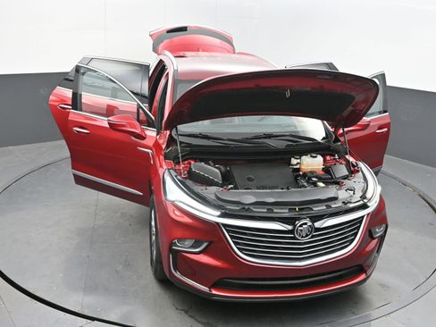 Used 2024 Buick Enclave Premium image 39