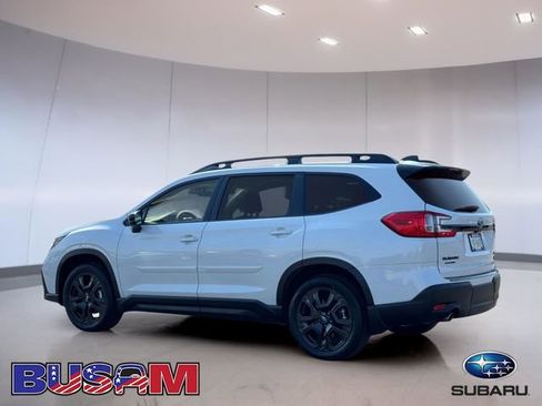 Certified 2025 Subaru Ascent Bronze Edition w/ Onyx Package AWD/4WD image 7