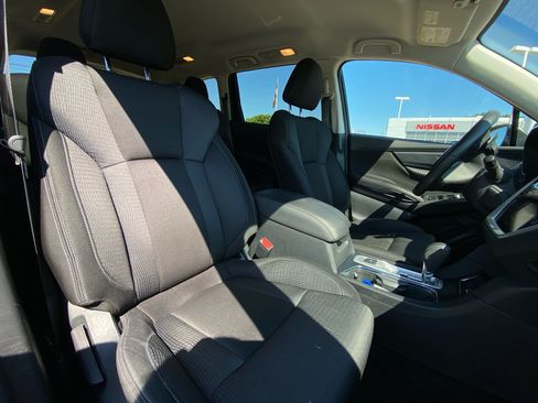 Used 2023 Subaru Ascent Premium w/ Convenience Package AWD/4WD image 16