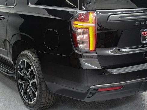 Used 2021 Chevrolet Suburban RST w/ Luxury Package AWD/4WD image 9