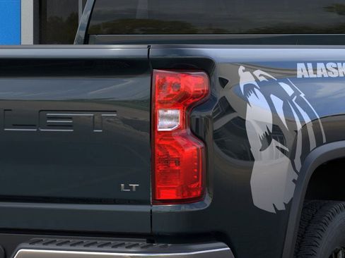 New 2025 Chevrolet Silverado 3500 LT image 11