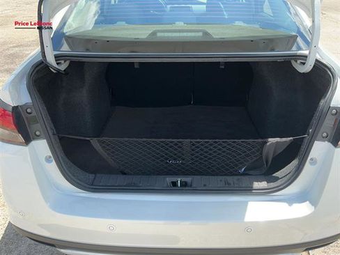 Used 2024 Nissan Versa SV w/ Trunk Package image 8