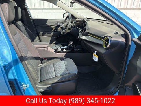 New 2026 Chevrolet Trax LT w/ Driver Confidence Package image 37