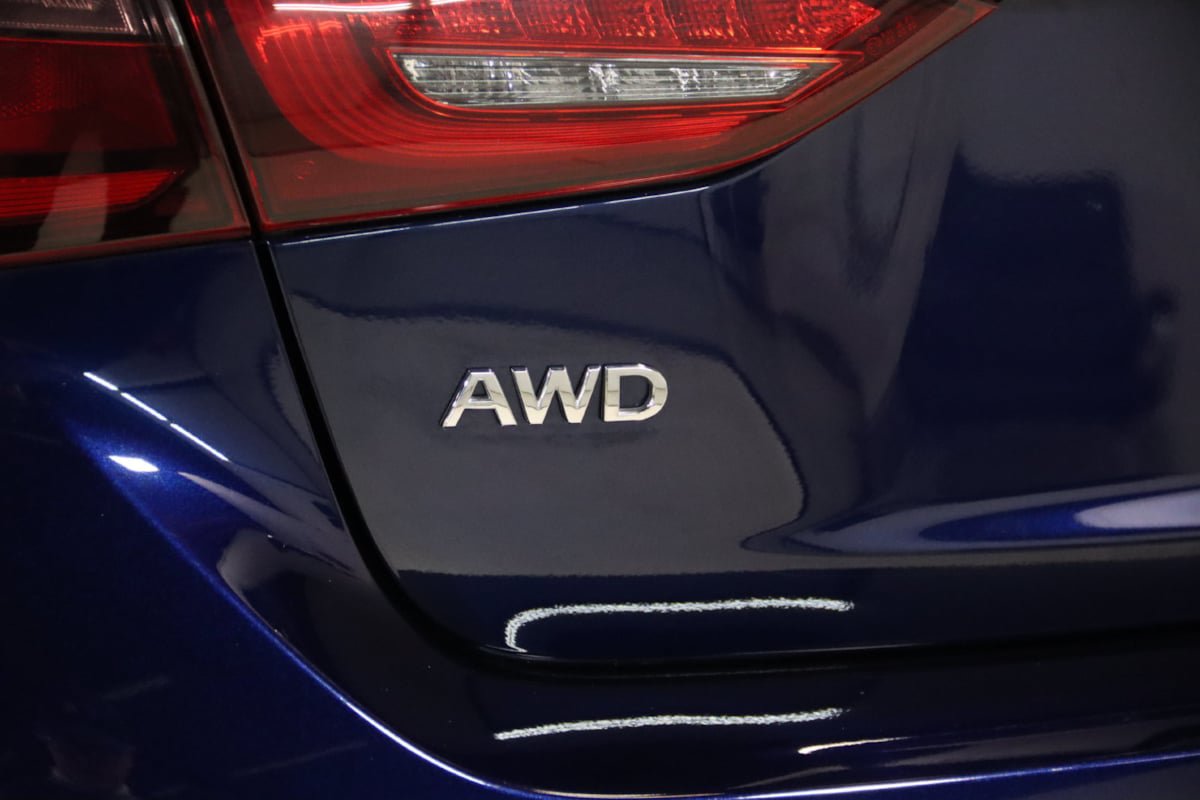 Used 2024 INFINITI Q50 Luxe AWD/4WD image 12