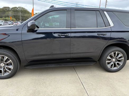 Used 2021 Chevrolet Tahoe LS w/ 1FL Safety Package image 8