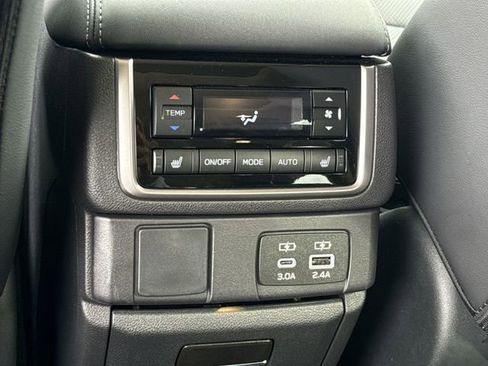 Certified 2025 Subaru Ascent Limited image 11
