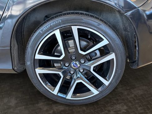 Used 2018 Volvo S60 T5 Dynamic w/ Protection Package AWD/4WD image 41