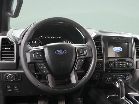 Used 2018 Ford F150 XLT w/ Equipment Group 301A Mid AWD/4WD image 9