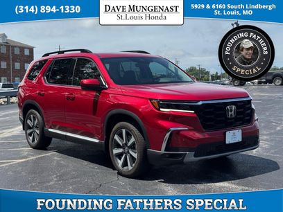 Certified 2025 Honda Pilot Touring
