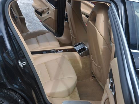 Used 2013 Porsche Panamera 4S image 20