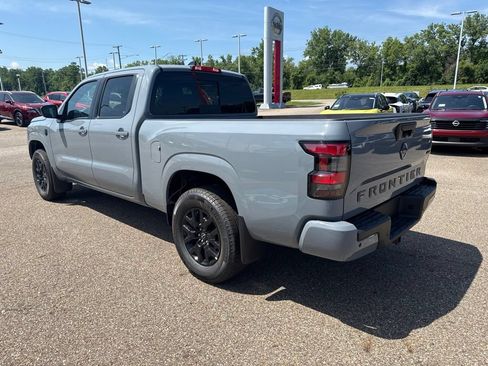 New 2026 Nissan Frontier SV w/ SV Convenience Package AWD/4WD image 5