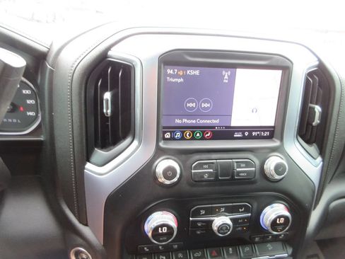 Used 2019 GMC Sierra 1500 SLT w/ SLT Premium Plus Package AWD/4WD image 32