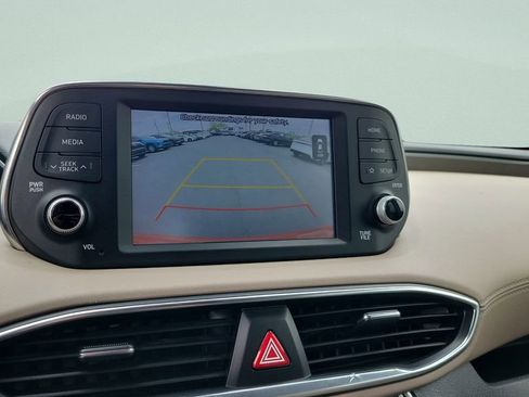 Used 2020 Hyundai Santa Fe SEL w/ Convenience Package image 25