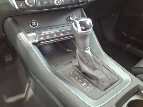 Used 2025 Audi Q3 2.0T Premium w/ Convenience Package image 15