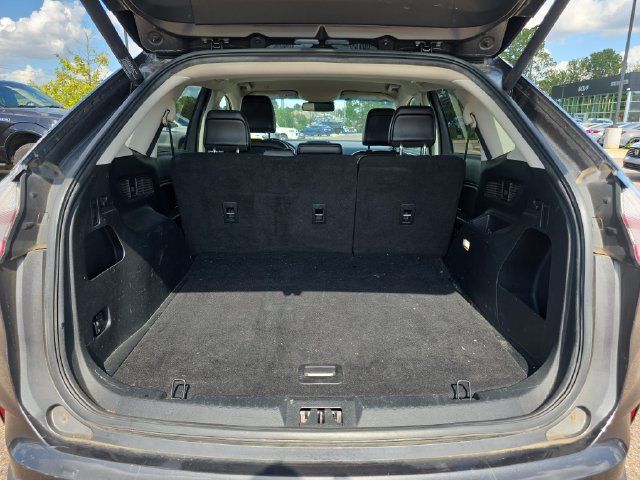 Used 2020 Ford Edge SEL w/ Convenience Package FWD image 13