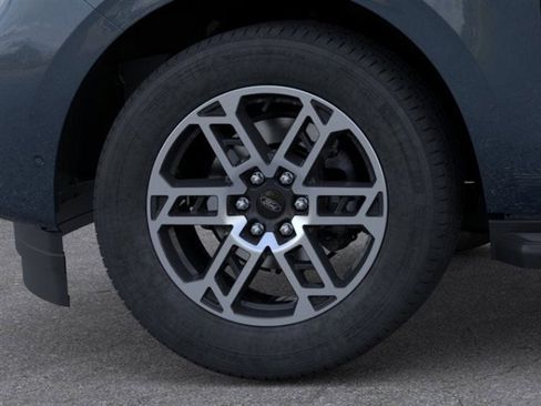 New 2025 Ford Expedition Active image 19