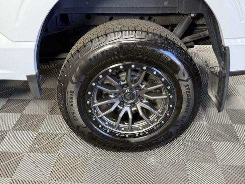 Certified 2021 Ford F150 XLT w/ Equipment Group 302A High image 32