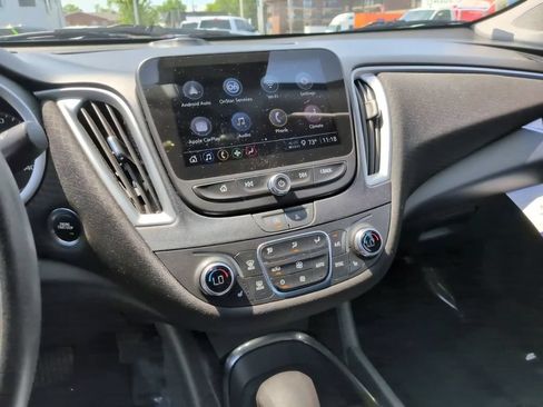 Used 2024 Chevrolet Malibu LT FWD image 23