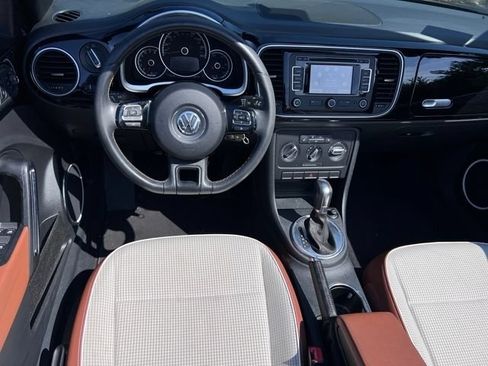 Used 2015 Volkswagen Beetle 1.8T FWD image 8