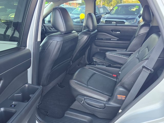 Certified 2024 Nissan Pathfinder SL w/ SL Premium Package AWD/4WD image 10