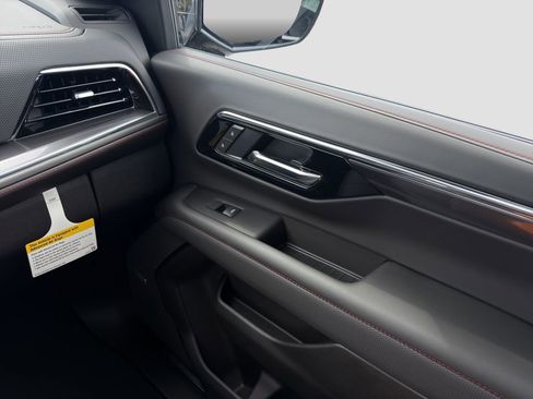 New 2026 Chevrolet Suburban RST w/ Comfort Package image 27