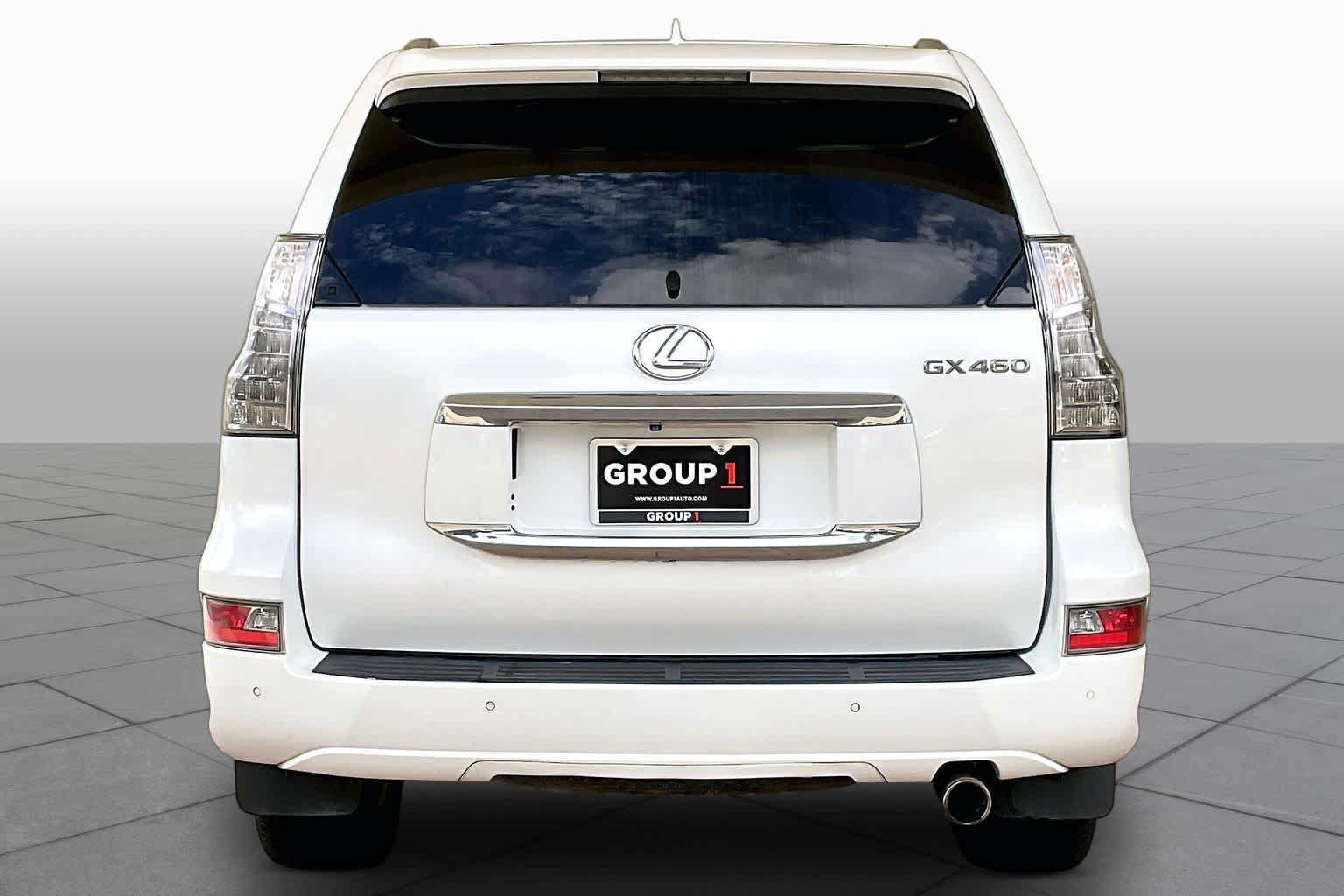Used 2015 Lexus GX 460 w/ Premium Package AWD/4WD image 5